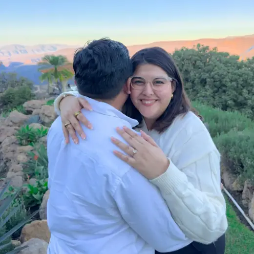 Abrazo después del sí